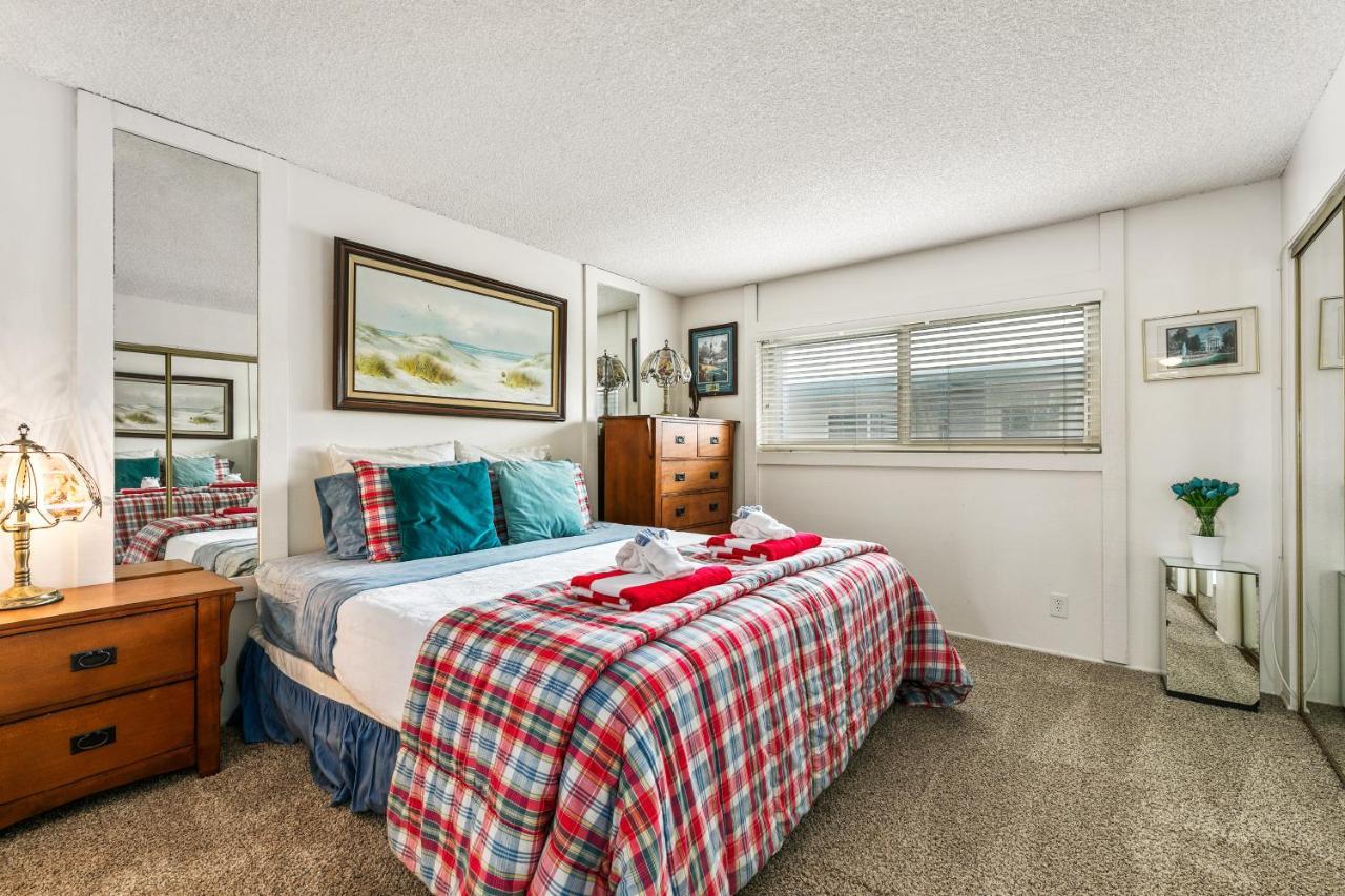 313B Steps From The Sand At Harbor Beach - Free Wifi Oceanside Extérieur photo